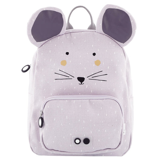 A backpack featuring a mouse face design, ideal for kids' adventures. Adjustable padded straps, chest strap, water-repellent cotton material, and 7.5L capacity. Includes front pocket and name tag. Dimensions: 31 x 23 x 10 cm.