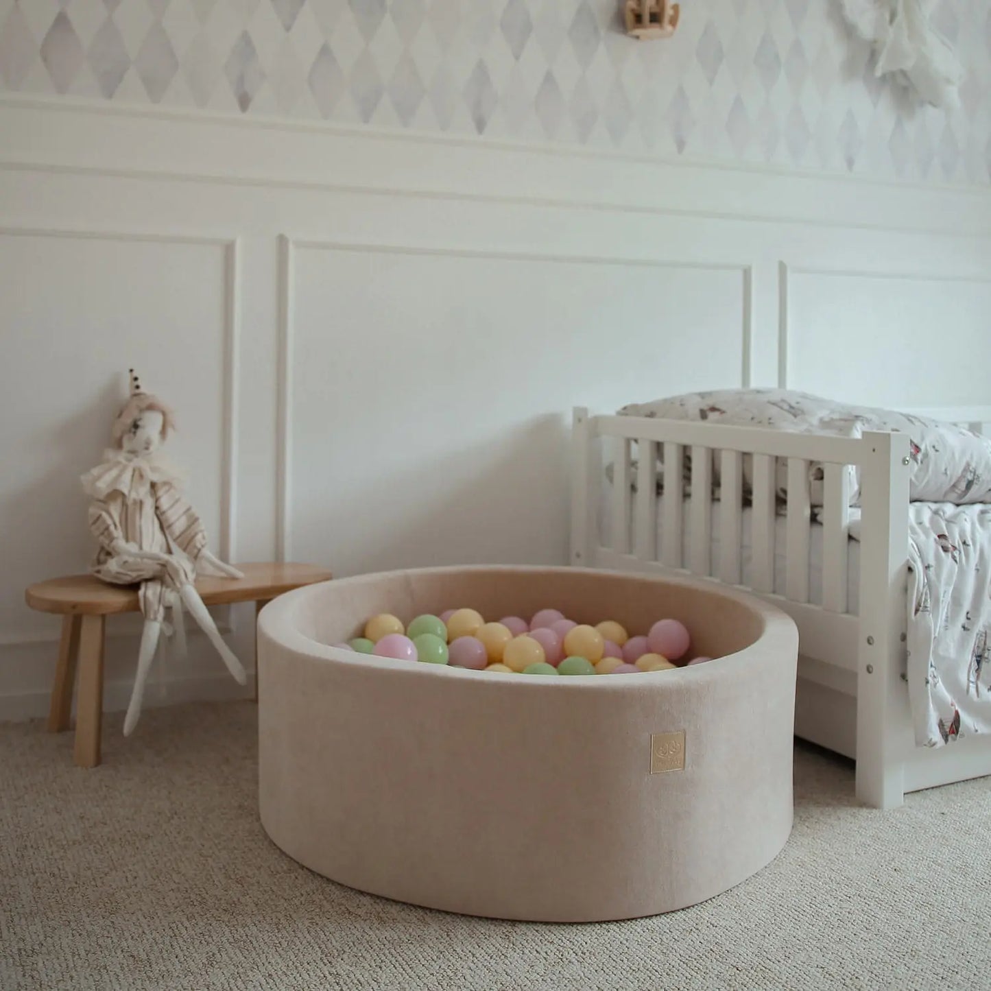 A baby foam ball pit with colorful balls, soft velour cover, and safe foam material. MeowBaby® design for motor skills and sensory therapy, 90cm diameter, 30cm height, washable, CE certified.