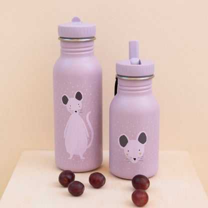 Stainless Steel Bottle featuring Mrs Mouse design, 350 ml. Durable, leak-proof, kid-friendly cap with handle. Stainless steel body, easy to clean, perfect for on-the-go. Dimensions: 15.5 cm x 6.5 cm.