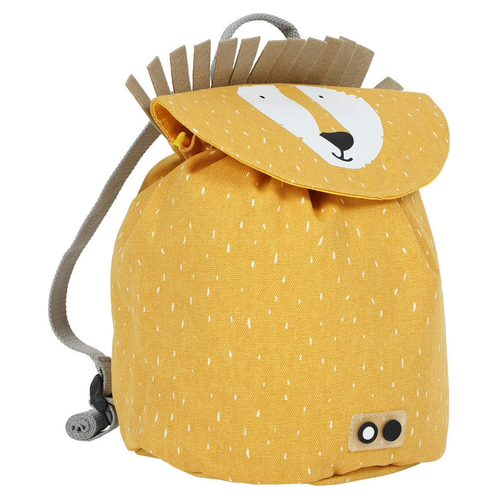 A light and roomy mini drawstring backpack featuring Mr. Lion face design. Water repellent, washable, 100% cotton material. Ideal for ages 3+. Dimensions: 30 x 23 cm, 5 l capacity.