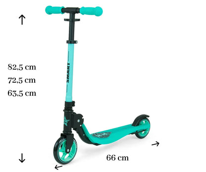 A green Scooter SMART with adjustable handlebar, quick-folding system, ABEC-5 bearings, PU wheels, aluminum handlebars, anti-slip board, and 50 kg capacity.